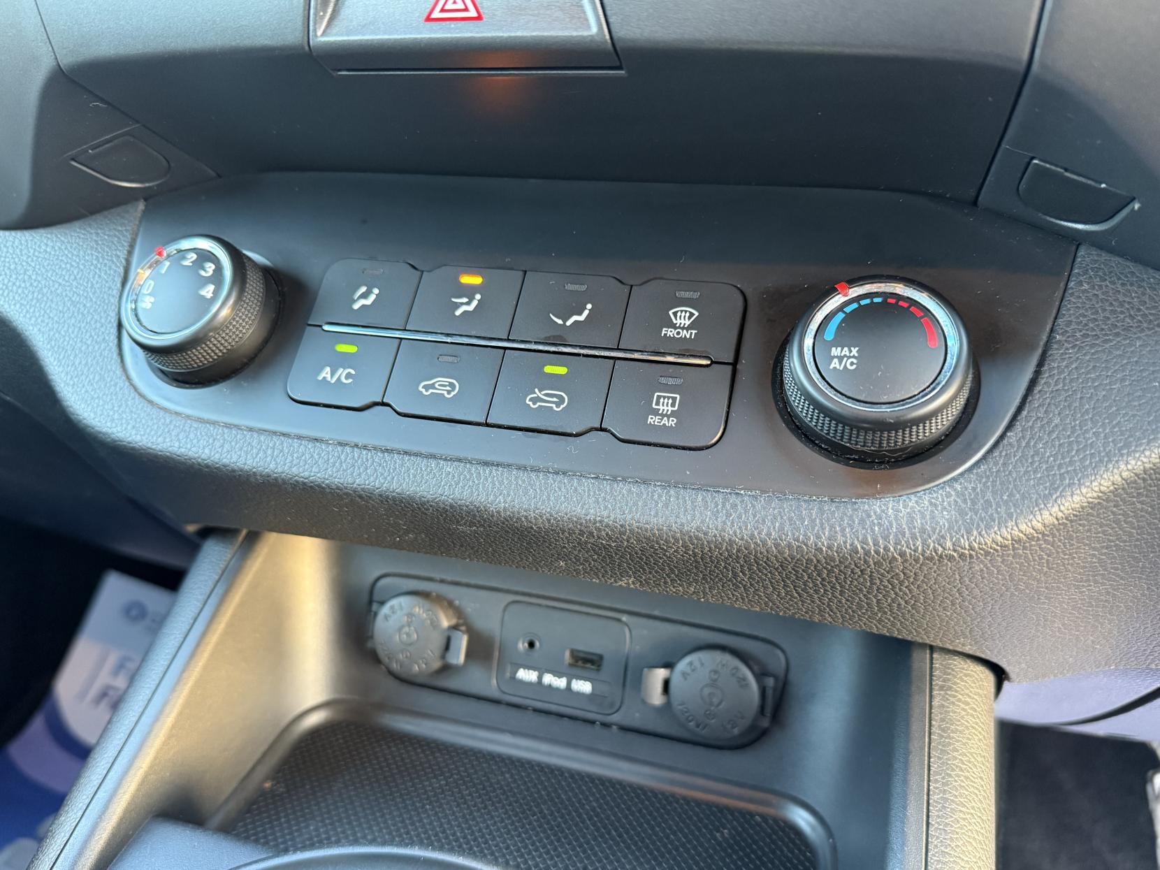 Kia Sportage 1.7 CRDi EcoDynamics 1 SUV 5dr Diesel Manual 2WD Euro 5 (s/s) (114 bhp)